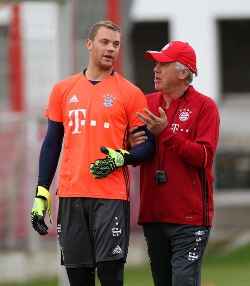 但与亚历山 但与亚历山